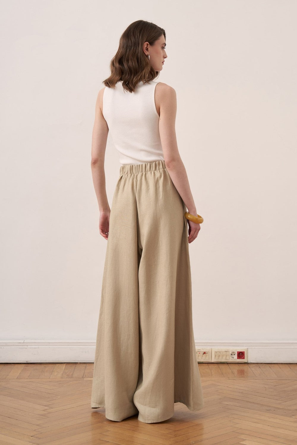 Rua Linen Trousers with Elastic Waistband