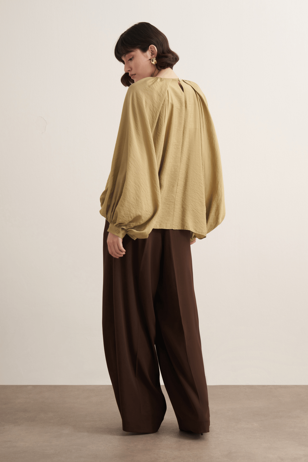 Dolares Balloon Sleeve Blouse Olive
