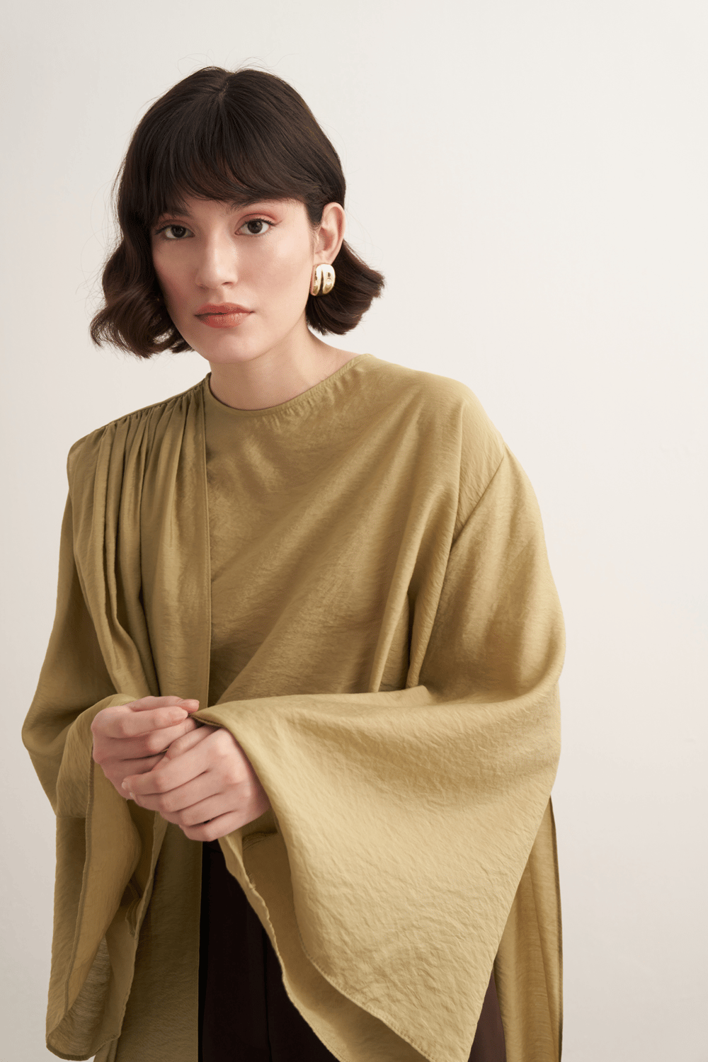 Nova Shawl Form Blouse Olive