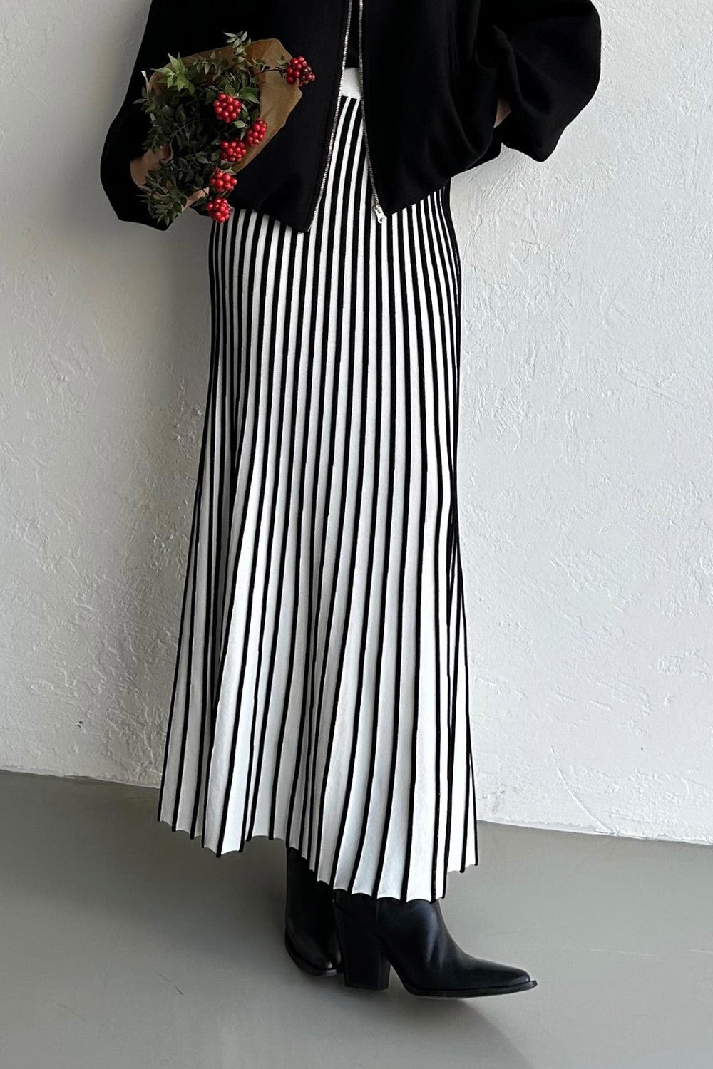 Striped Flared Skirt Black