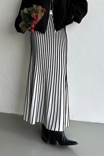 Striped Flared Skirt Black